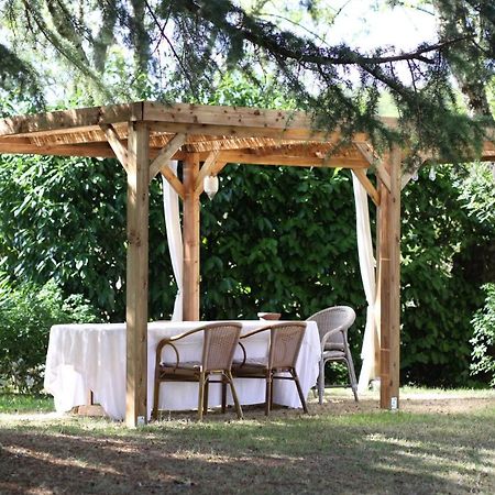 Bed and Breakfast Puypinet Tocane-Saint-Apre Екстер'єр фото